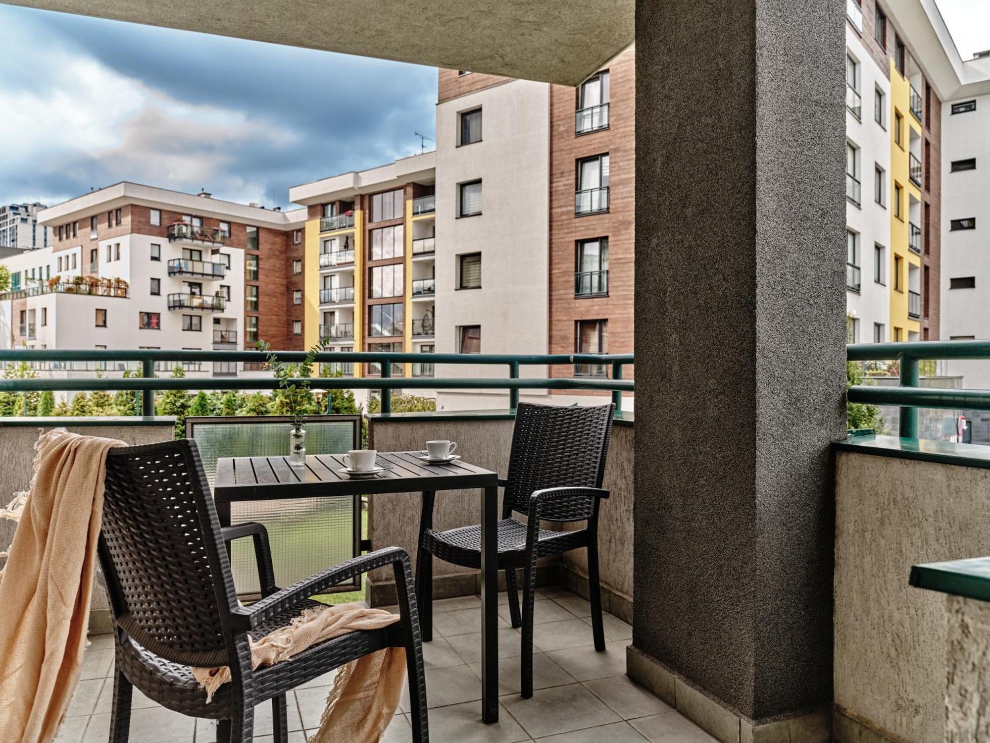 Apartamenty Media Park Varsóvia Exterior foto
