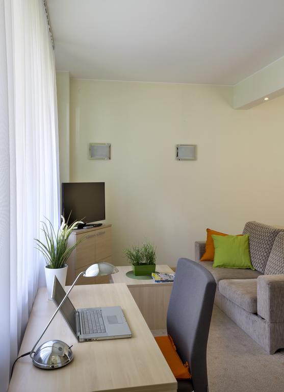 Apartamenty Media Park Varsóvia Exterior foto